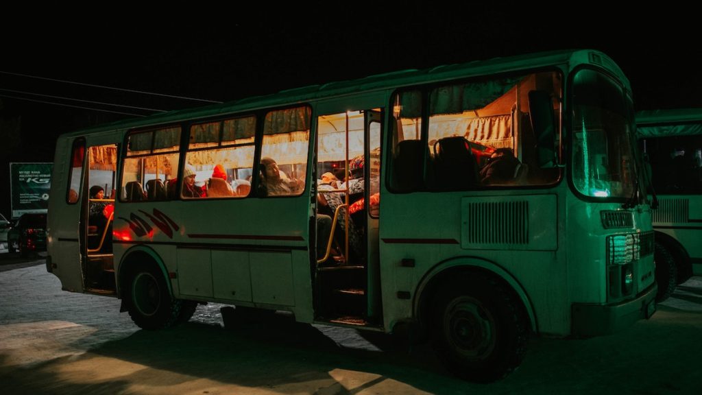 Bus in Kambodscha